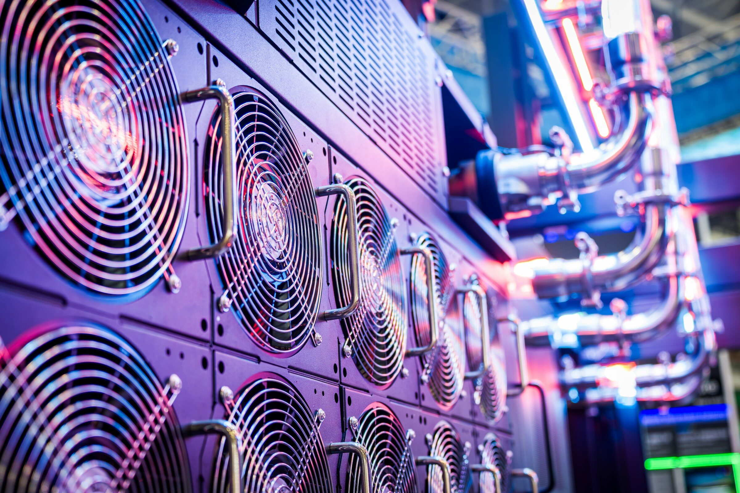 Cooling fans across a data centre rack