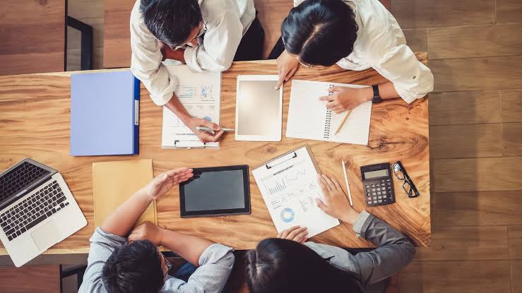 Reviewing website performance charts during a content audit